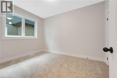 52 Moon Crescent, Cambridge, ON 