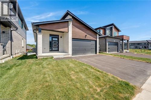 52 Moon Crescent, Cambridge, ON 