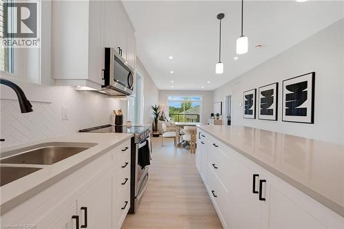 52 Moon Crescent, Cambridge, ON 