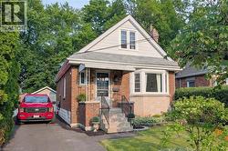 10 DORSET Place  Hamilton, ON L8S 3T6