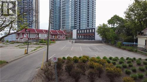 618 King Street, Kitchener, ON 