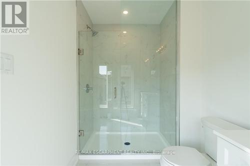 15 Raspberry Lane, Hamilton, ON 