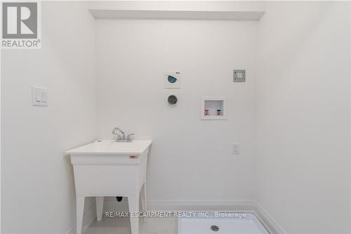 15 Raspberry Lane, Hamilton, ON 