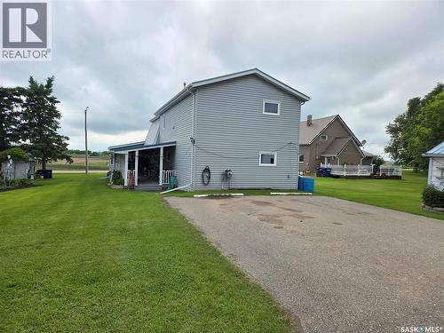 15 Adelaide Street, Manor, SK 