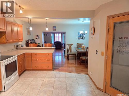 15 Adelaide Street, Manor, SK 