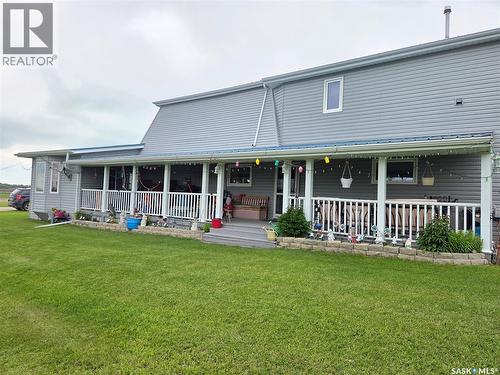 15 Adelaide Street, Manor, SK 