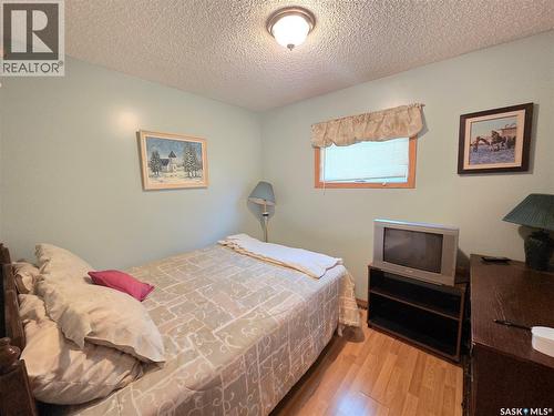 15 Adelaide Street, Manor, SK 