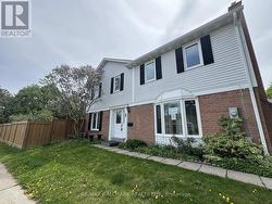 2 MANGROVE ROAD  Brampton, ON L6S 3Y1