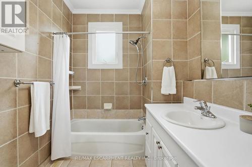 55 East 32Nd Street, Hamilton, ON 