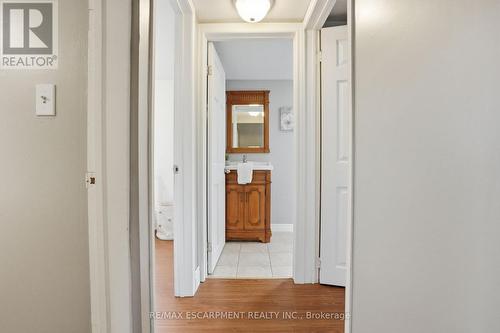 55 East 32Nd Street, Hamilton, ON 