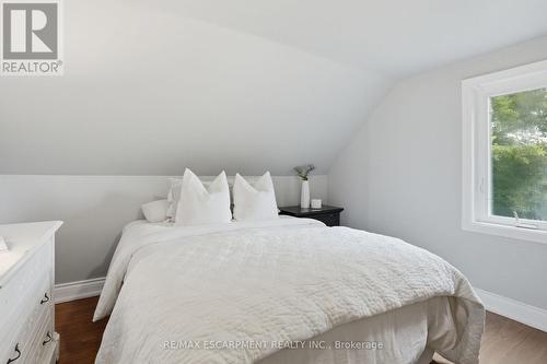 55 East 32Nd Street, Hamilton, ON 