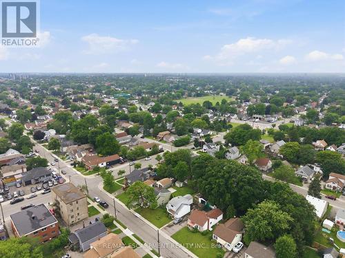 55 East 32Nd Street, Hamilton, ON 
