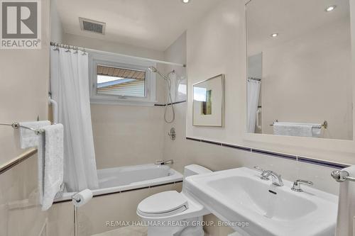 3242 Albion Road S, Ottawa, ON 
