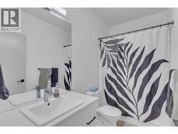 Full Bathroom - 