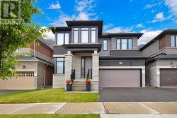 4044 CHANNING CRESCENT  Oakville, ON L6H 3R2