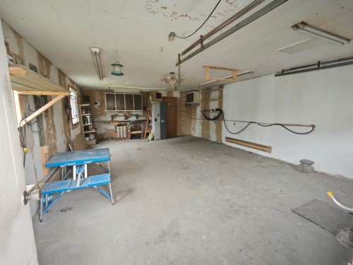 Garage - 45 Rue De L'Orchidée, La Prairie, QC - Indoor Photo Showing Garage