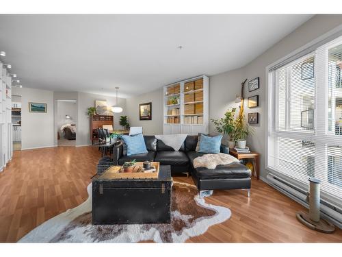 206 3172 GLADWIN ROAD  Abbotsford, BC V2T 5T3