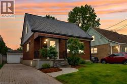 43 BRICK Street  Kitchener, ON N2H 3L2