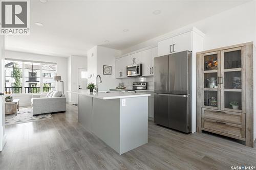 180 Rosewood Boulevard E, Saskatoon, SK 