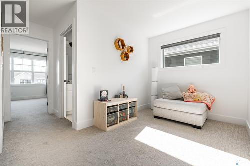 180 Rosewood Boulevard E, Saskatoon, SK 