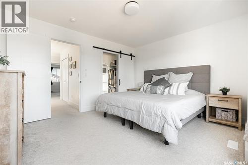 180 Rosewood Boulevard E, Saskatoon, SK 