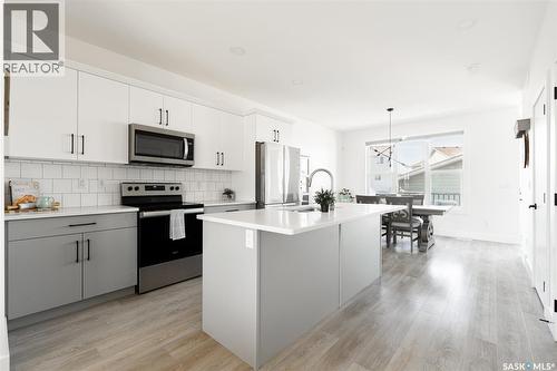 180 Rosewood Boulevard E, Saskatoon, SK 