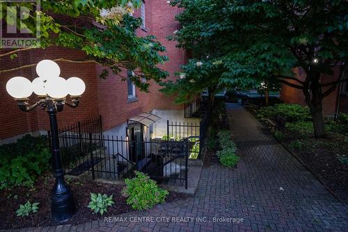 1 - 280 QUEENS AVENUE  London East (East F), ON N6B 1X3