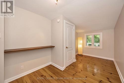 Loft on upper level - 4 Queen Mary Street, Ottawa, ON 