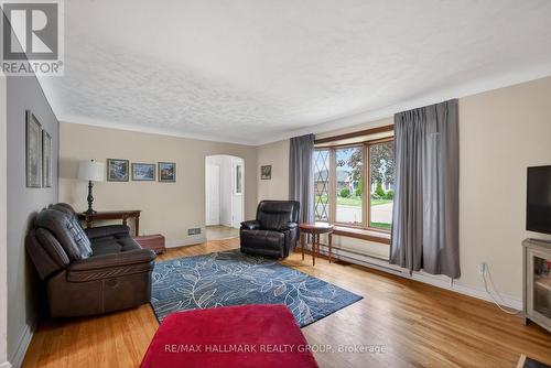 1416 Woodward Avenue, Ottawa, ON 