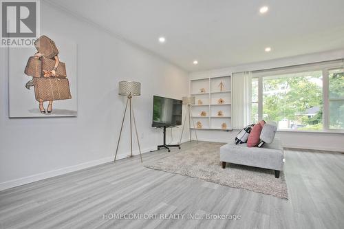 19 Beacham Crescent, Toronto, ON 