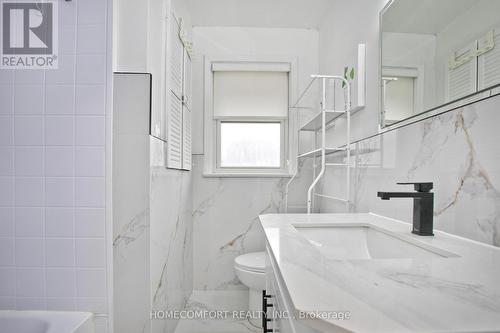19 Beacham Crescent, Toronto, ON 