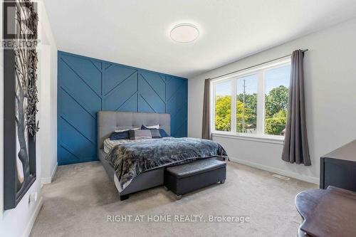 730 Kirkham Crescent, Ottawa, ON 