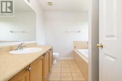 Primary Ensuite full bathroom - 