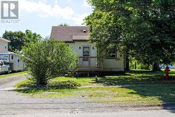 40 RAMEY AVENUE  Port Colborne (Main Street), ON L3K 2L3