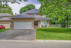 (BASEMENT) - 2 VICEREGAL COURT  Whitby, ON L1N 6R2