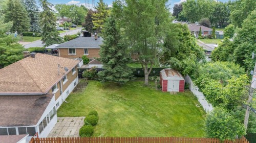 Cour - 355 Rue Eugène, Laval (Fabreville), QC 