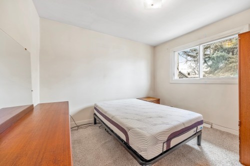 Chambre à coucher - 355 Rue Eugène, Laval (Fabreville), QC 