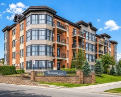 304-110 Av. du Golf  La Prairie, QC J5R 1S9