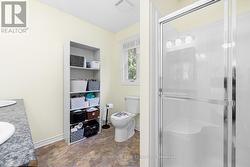 Ensuite - 