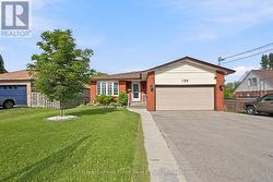 126 ANGELINE STREET S  Kawartha Lakes (Lindsay), ON K9V 3L6