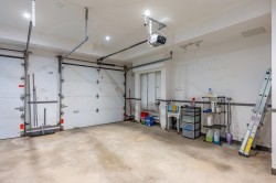 Garage - 