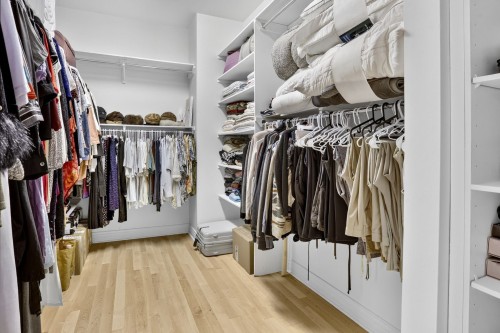 Penderie (Walk-in) - 87 Rg St-François, Lanoraie, QC - Indoor With Storage