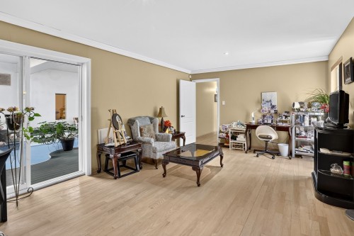 Atelier - 87 Rg St-François, Lanoraie, QC - Indoor Photo Showing Living Room