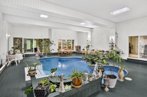 Piscine - 87 Rg St-François, Lanoraie, QC - Indoor Photo Showing Other Room With In Ground Pool
