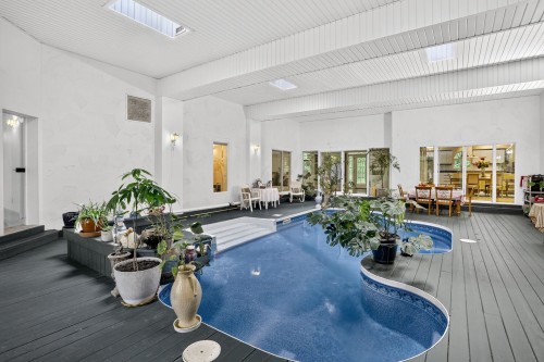 Piscine - 87 Rg St-François, Lanoraie, QC - Indoor Photo Showing Other Room With In Ground Pool