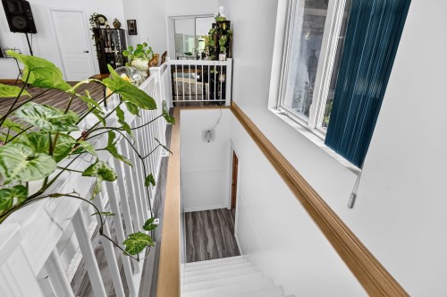 Escalier - 87 Rg St-François, Lanoraie, QC - Indoor Photo Showing Other Room