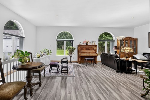 Salle familiale - 87 Rg St-François, Lanoraie, QC - Indoor
