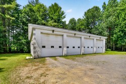 Garage - 