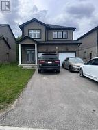 (UPPER) - 2341 MARCEL CIRCLE London South, ON N6M 0G5
