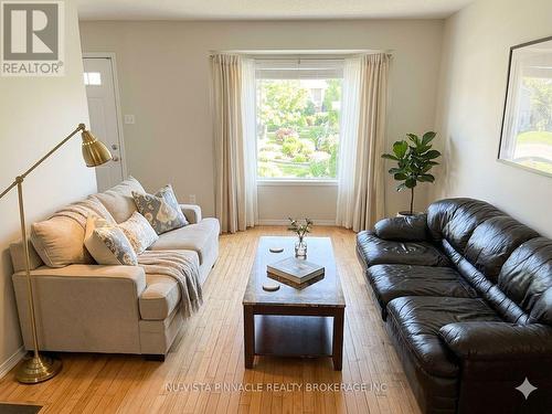 963 PROSPERITY COURT , London East (East D), Ontario N5V 5C7 2